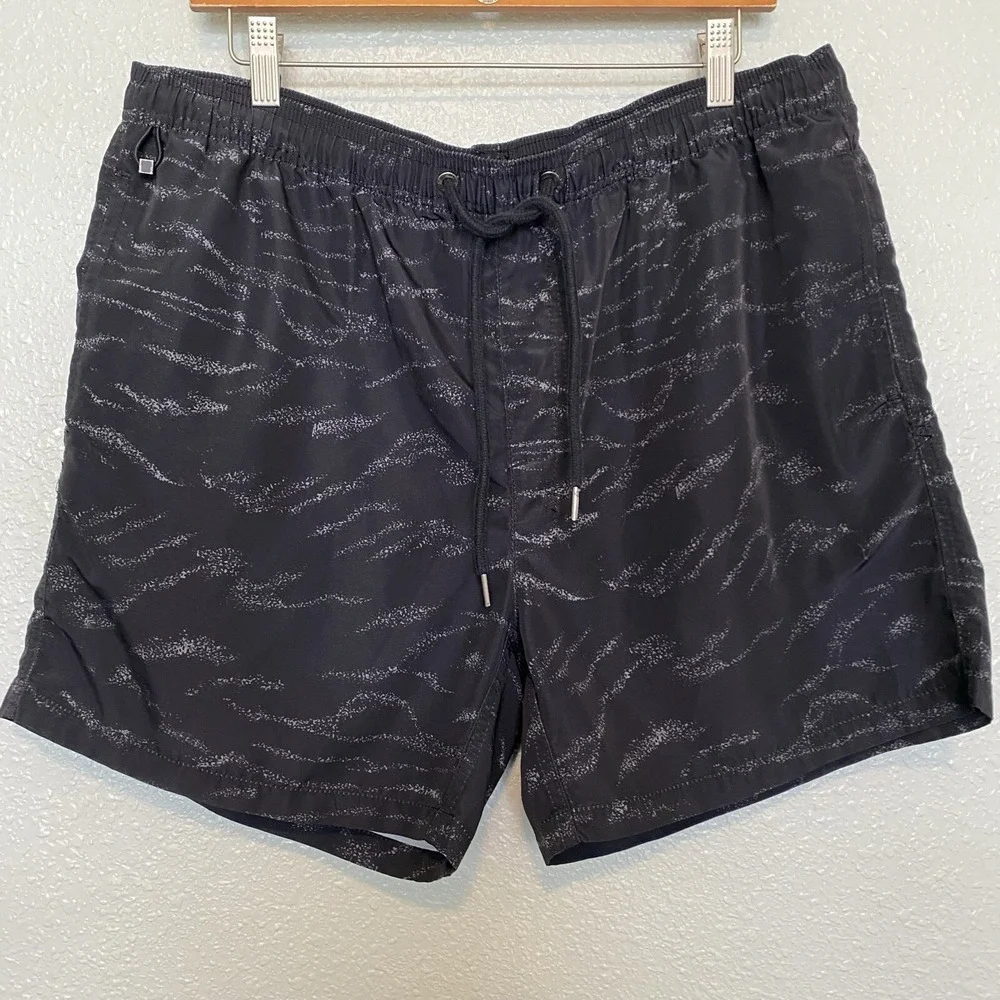 KSUBI Tiger Stripe men's XL Board Shorts Whip Print Mesh Lined Rare‎ HTF Shorts